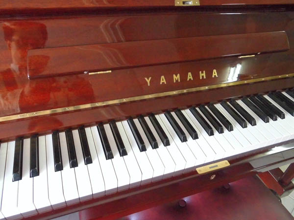 日本原廠YAMAHA U-3型 咖啡本色 特價:118000元 日本原廠YAMAHA U-3型 咖啡本色 特價:118000元