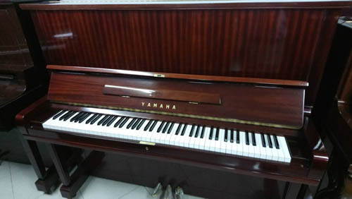 YAMAHA古典二手鋼琴 YAMAHA古典二手鋼琴