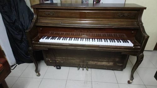 美國原装中古鋼琴,特價1萬5仟元廉售 美國原装中古鋼琴,特價1萬5仟元廉售